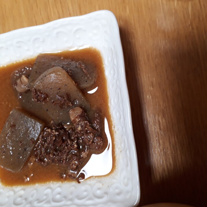 こんにゃくと牛肉の煮物